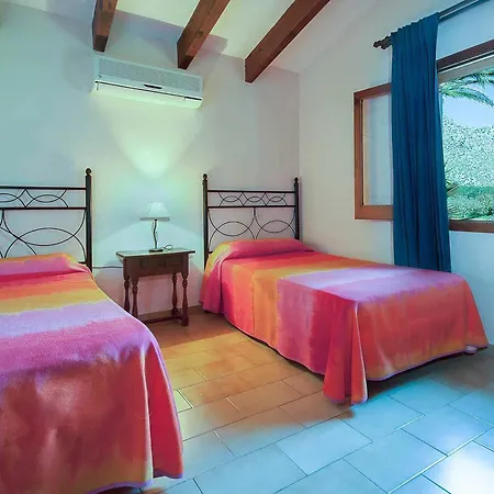 Papito Villa *